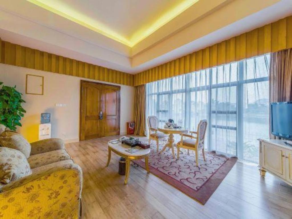 Ocean Spring Metropark Hotel Zhuhai Esterno foto