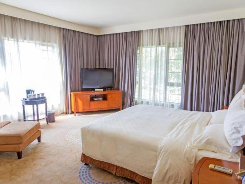 Ocean Spring Metropark Hotel Zhuhai Esterno foto