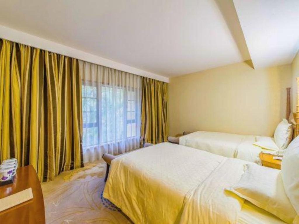 Ocean Spring Metropark Hotel Zhuhai Esterno foto