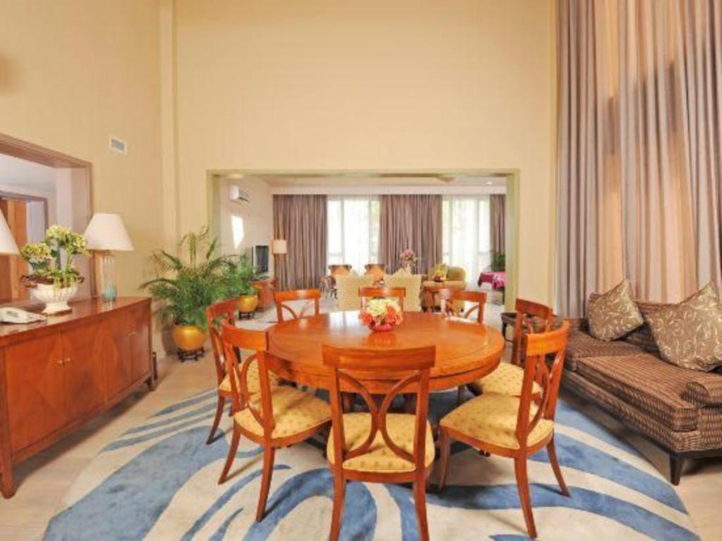 Ocean Spring Metropark Hotel Zhuhai Esterno foto
