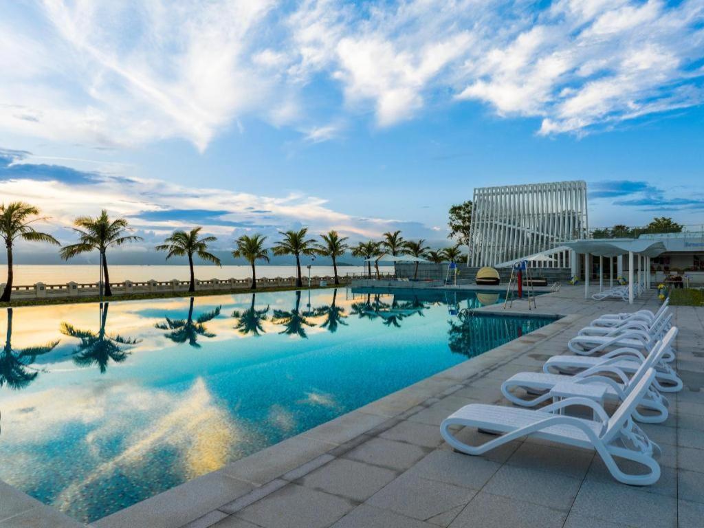 Ocean Spring Metropark Hotel Zhuhai Esterno foto